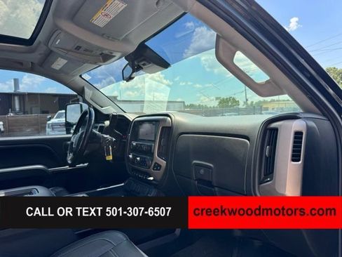 Used 2016 GMC Sierra 3500 Denali w/ Duramax Plus Package AWD/4WD image 10