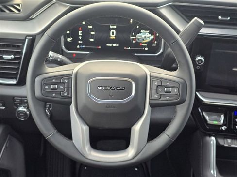 New 2026 GMC Sierra 2500 Denali w/ Denali Reserve Package image 14