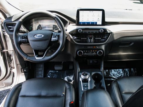 Used 2022 Ford Escape SEL FWD image 24