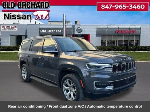 Used 2022 Jeep Wagoneer Series I w/ Premium Group I AWD/4WD image 6