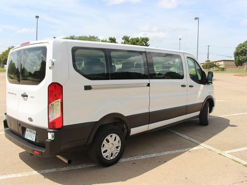 Used 2025 Ford Transit 350 XLT RWD image 4