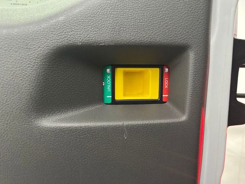 Used 2023 Ford Transit 350 XLT image 18