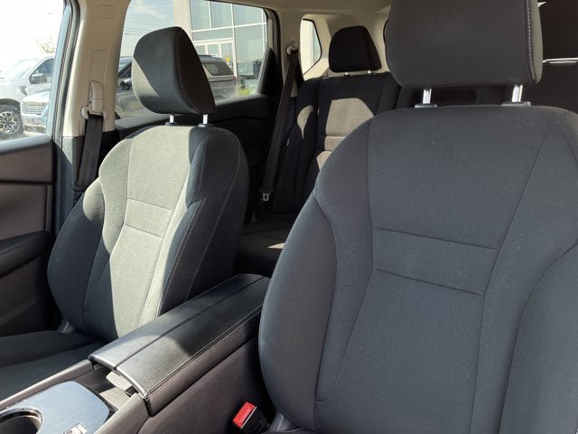 Used 2024 Nissan Rogue S FWD image 12