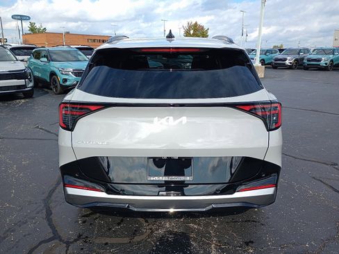 New 2026 Kia Sportage SX image 6