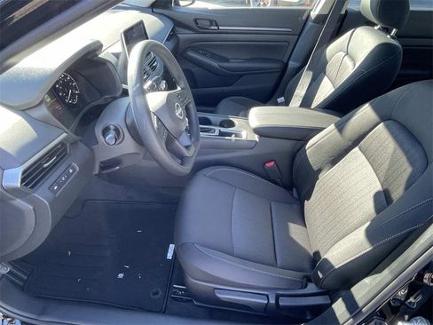 New 2025 Nissan Altima 2.5 S image 13