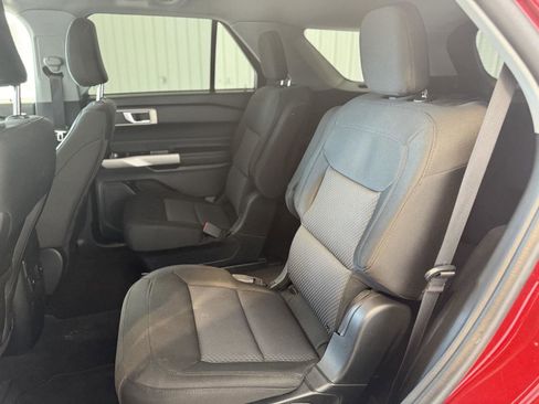 Certified 2023 Ford Explorer XLT w/ Class IV Trailer Tow Package image 17