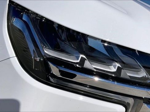 Used 2024 Chevrolet Suburban LT image 35