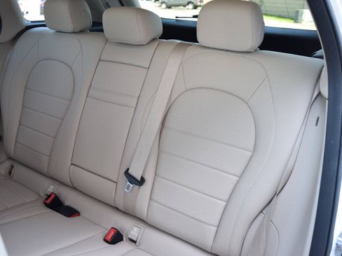 Used 2021 Mercedes-Benz GLC 300 image 50