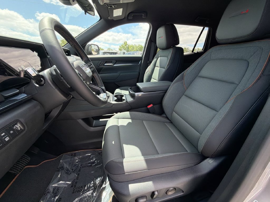 New 2026 GMC Terrain AT4 AWD/4WD image 16