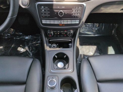 Certified 2019 Mercedes-Benz GLA 250 4MATIC image 19