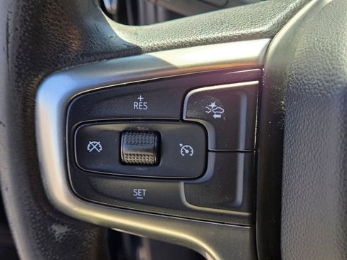 Used 2022 Chevrolet Silverado 1500 Custom w/ Safety Confidence Package RWD image 17