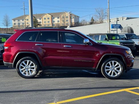 Used 2017 Jeep Grand Cherokee Limited w/ Trailer Tow Group IV image 2