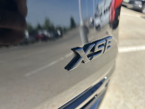 Certified 2025 Toyota Sienna XSE w/ XSE Premium Package AWD/4WD image 10