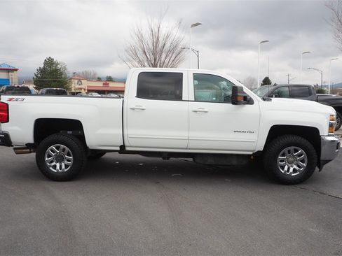 Used 2019 Chevrolet Silverado 2500 LT image 4