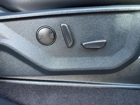 Certified 2025 Ford F150 Lariat AWD/4WD image 11