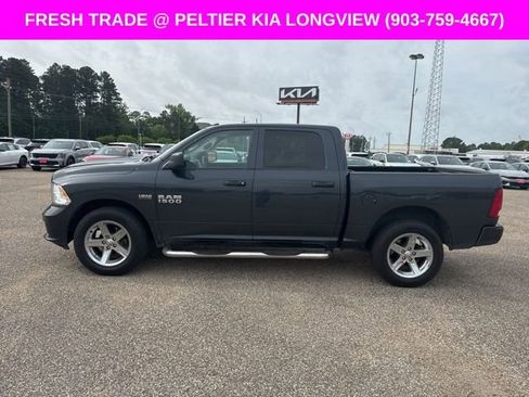 Used 2017 RAM 1500 Express w/ Express Value Package image 4