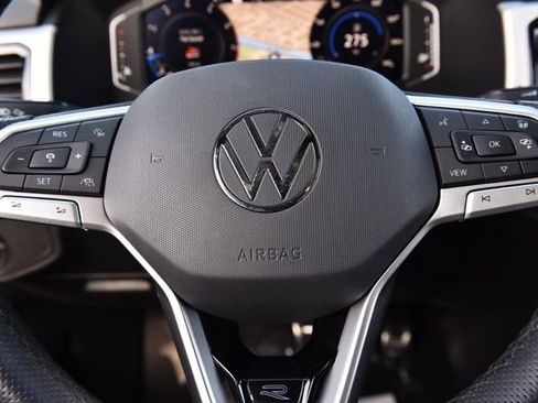 Certified 2023 Volkswagen Atlas Cross Sport SEL Premium R-Line image 18