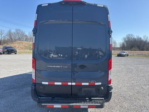 Used 2019 Ford Transit 250 Base image 3