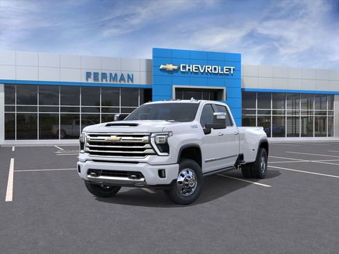 New 2026 Chevrolet Silverado 3500 High Country w/ Technology Package AWD/4WD image 9