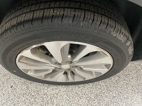 Used 2020 Buick Encore Preferred image 21