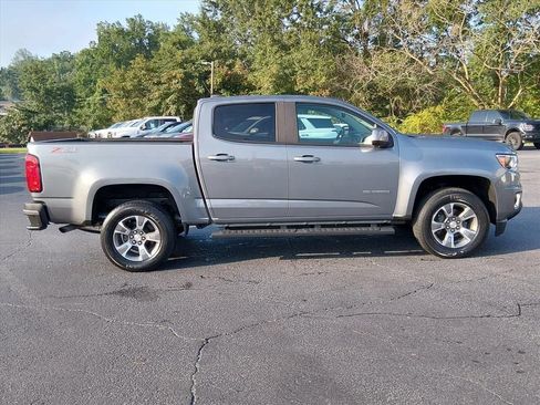 Used 2019 Chevrolet Colorado Z71 RWD image 3