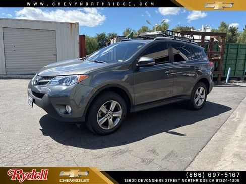 Used 2015 Toyota RAV4 XLE FWD image 1