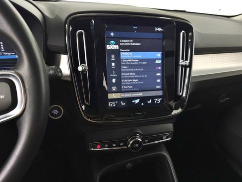 Used 2020 Volvo XC40 T5 Momentum w/ Protection Package Premier AWD/4WD image 23