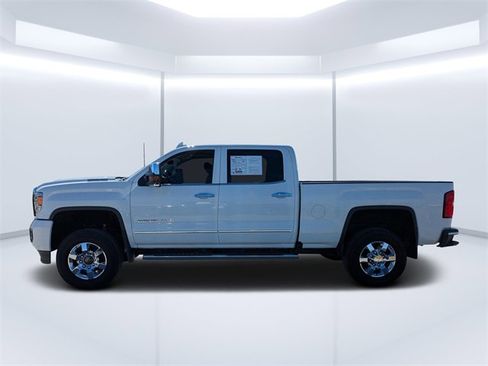 Used 2019 GMC Sierra 3500 Denali image 6