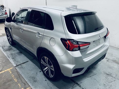 Used 2020 Mitsubishi Outlander Sport SE AWD/4WD image 5