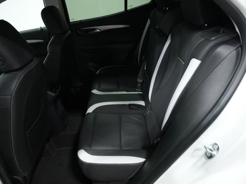 Used 2025 Buick Envision Sport Touring image 21