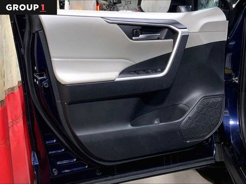 Used 2024 Toyota RAV4 XLE image 21