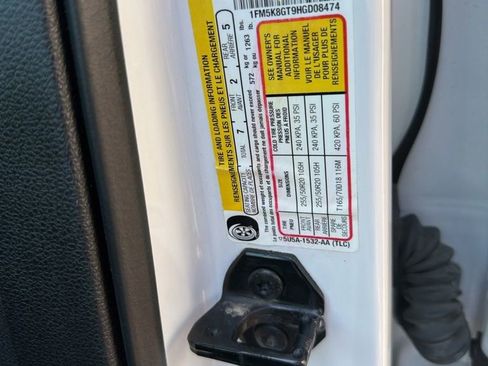 Used 2017 Ford Explorer Sport AWD/4WD image 46