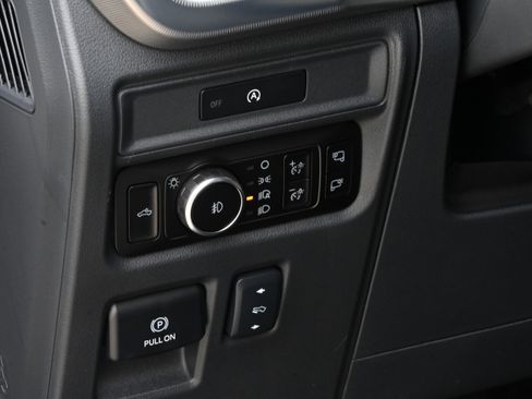 Used 2025 Ford F150 Lariat w/ Equipment Group 502A High image 27