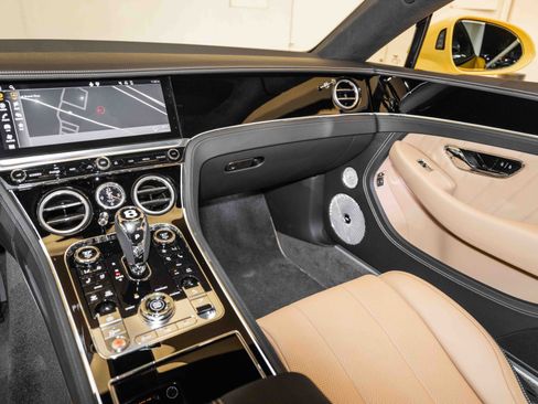 Certified 2024 Bentley Continental GT V8 AWD/4WD image 22
