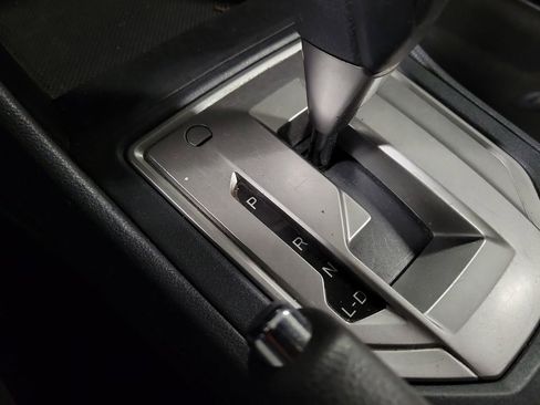 Used 2019 Subaru Crosstrek 2.0i w/ Eyesight System image 17