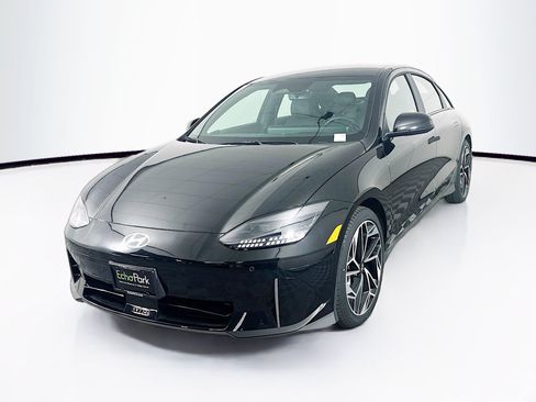 Used 2024 Hyundai Ioniq 6 SEL RWD image 3