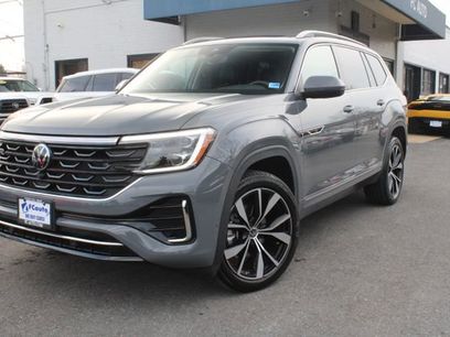 Used 2025 Volkswagen Atlas SEL Premium R-Line