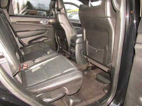 Used 2018 Jeep Grand Cherokee Overland image 19