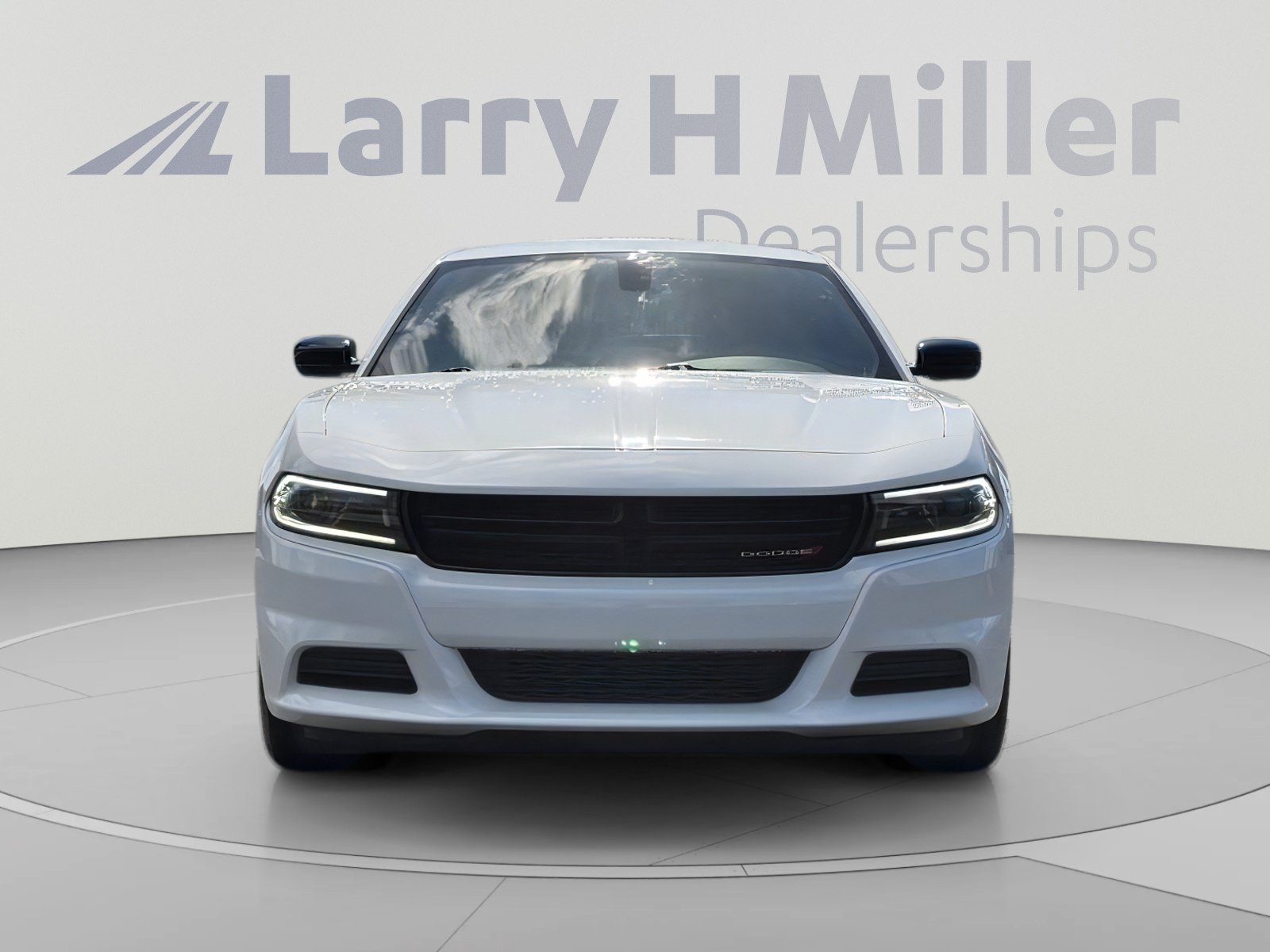 Used 2023 Dodge Charger SXT RWD image 8