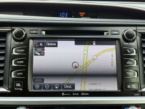 Used 2019 Toyota Highlander Limited Platinum image 13