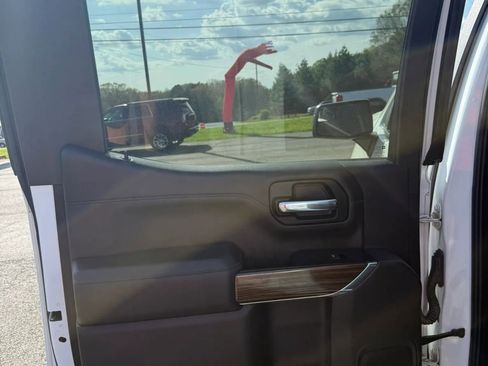 Used 2020 Chevrolet Silverado 1500 LT w/ All-Star Edition AWD/4WD image 36