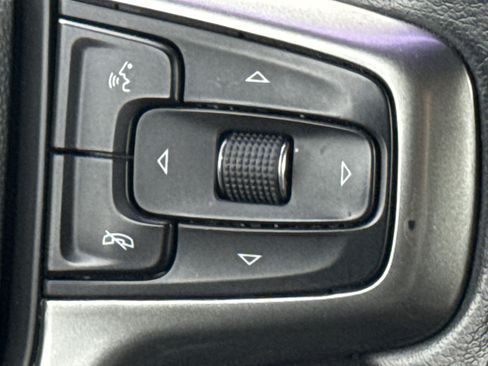 Used 2021 Chevrolet Silverado 1500 LT Trail Boss w/ Convenience Package II image 19