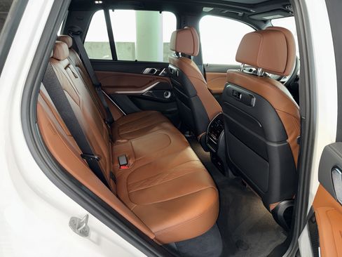 New 2026 BMW X5 M60i image 11