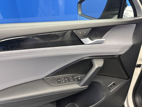 New 2026 Volkswagen Tiguan SE R-Line image 10