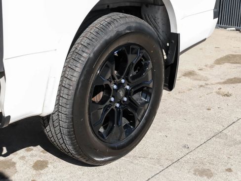 Used 2015 Ford F150 Platinum w/ Equipment Group 701A Luxury image 57