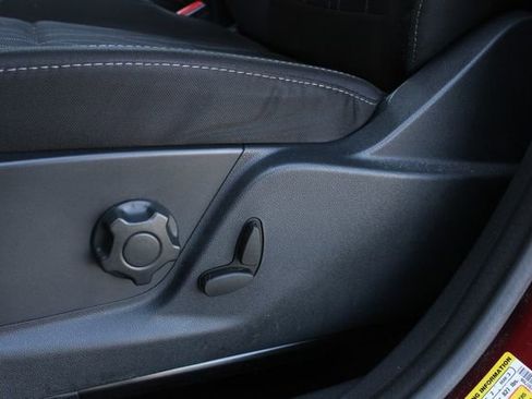 Used 2019 Ford EcoSport SE image 3