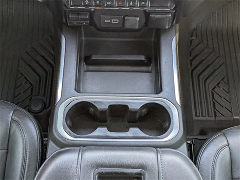 Used 2020 Chevrolet Silverado 1500 RST image 24