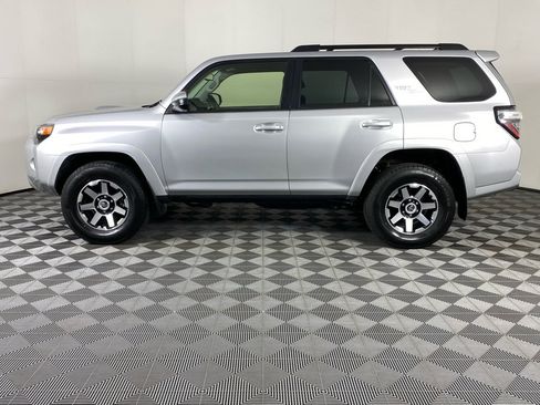 Used 2024 Toyota 4Runner TRD Off-Road AWD/4WD image 16