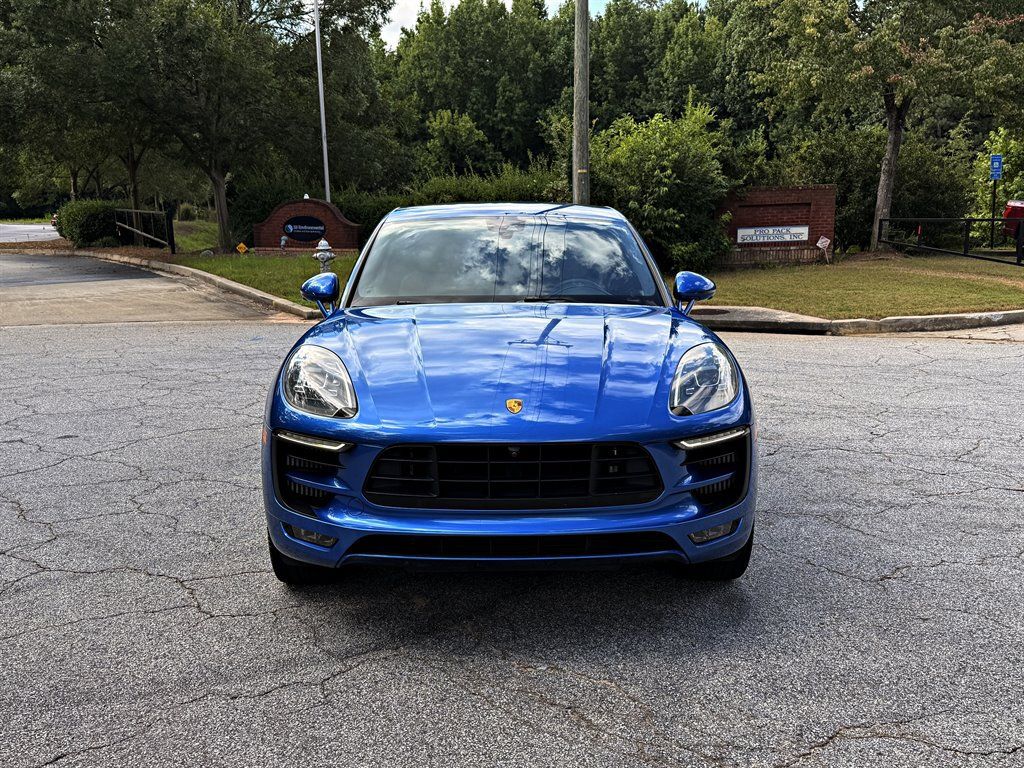 Used 2017 Porsche Macan GTS AWD/4WD image 2