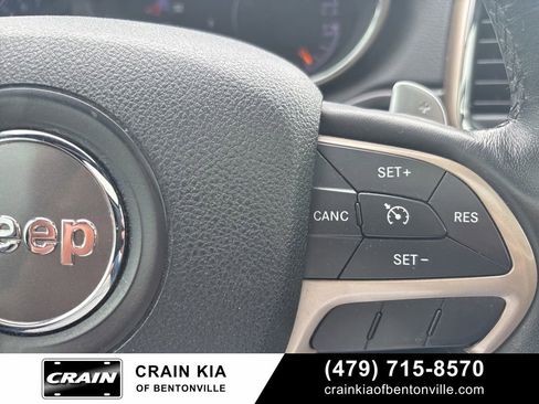 Used 2015 Jeep Grand Cherokee Limited w/ Luxury Group II RWD image 29